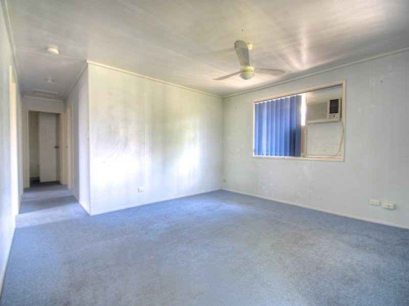 30 Stubbin Street, Bundamba QLD 4304