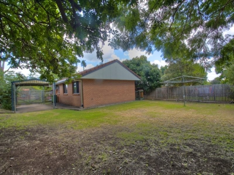 30 Stubbin Street, Bundamba QLD 4304