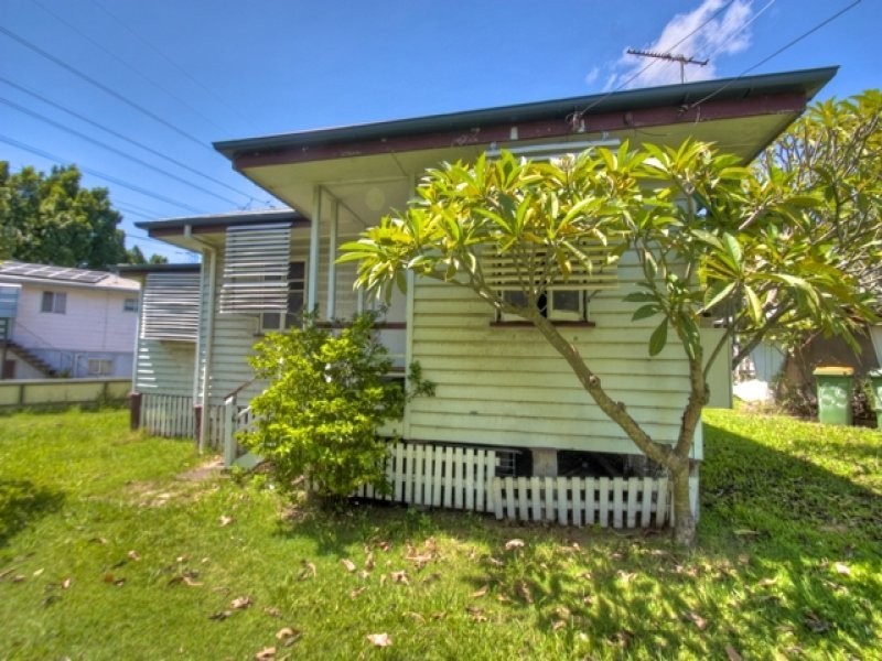 69 Brisbane Road, Ebbw Vale QLD 4304