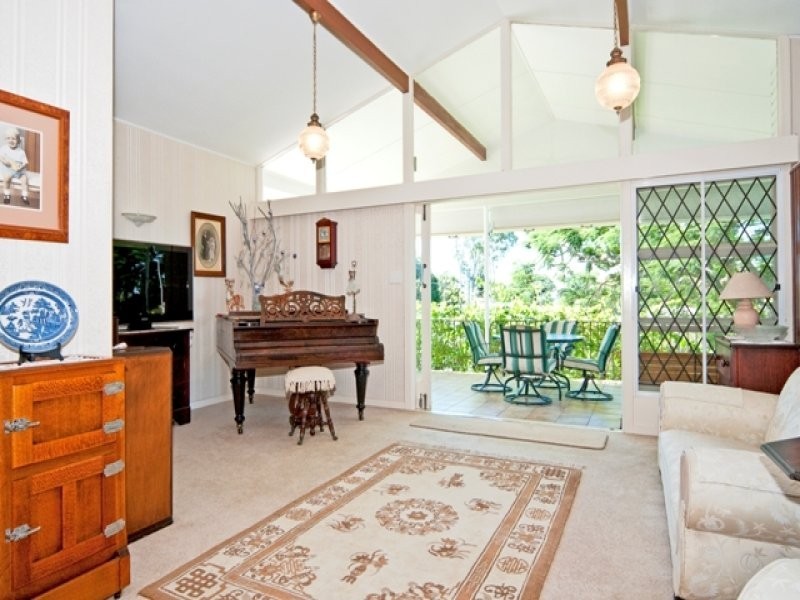 7 Lloyd George Street, Eastern Heights QLD 4305