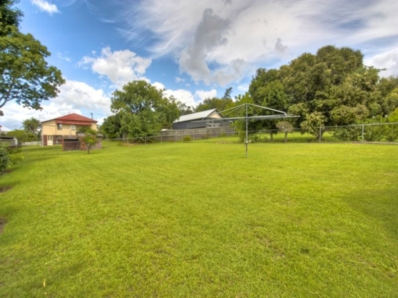 115 Woodend Road, Woodend QLD 4305
