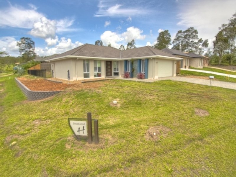 43 Honeywood Drive, Fernvale QLD 4306