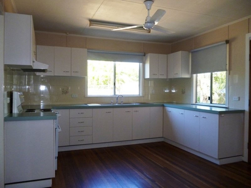 9 Bremer Parade, Basin Pocket QLD 4305