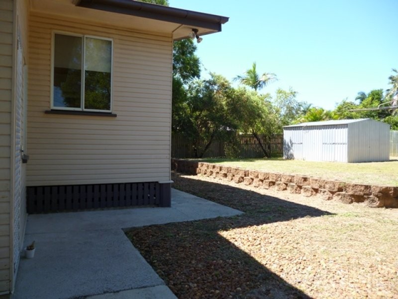 9 Bremer Parade, Basin Pocket QLD 4305