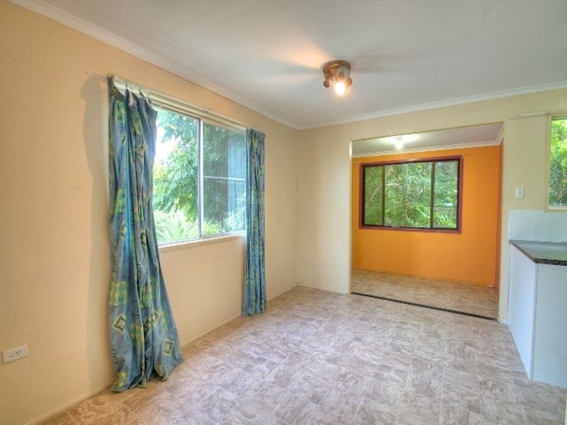 20 Braeridge Drive, Bundamba QLD 4304