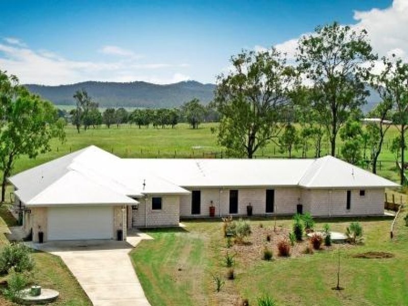 27 Ivory Close, Peak Crossing QLD 4306