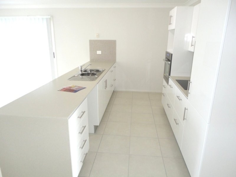 19 Goddards Road, Yamanto QLD 4305