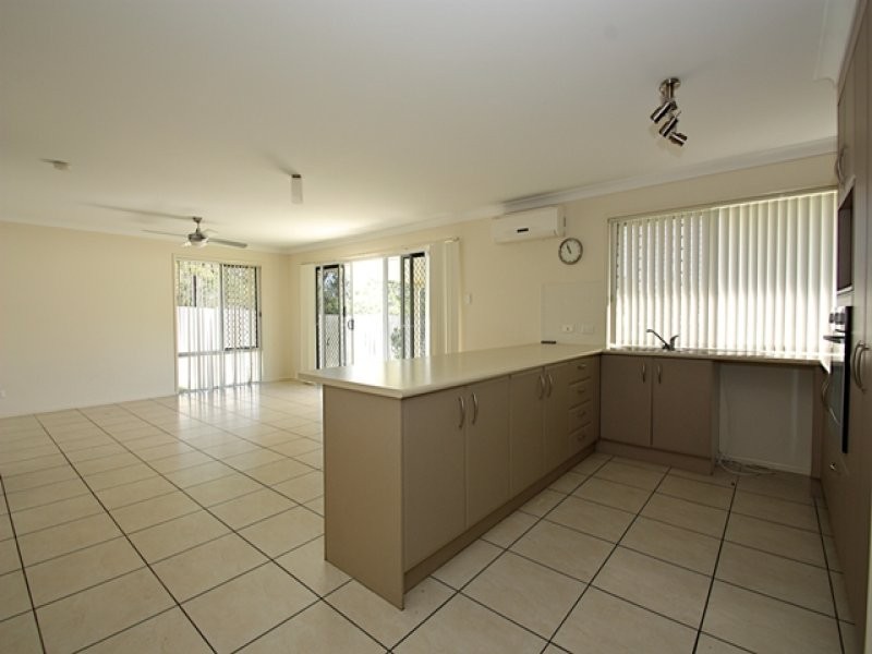 60 Eric Drive, Blackstone QLD 4304