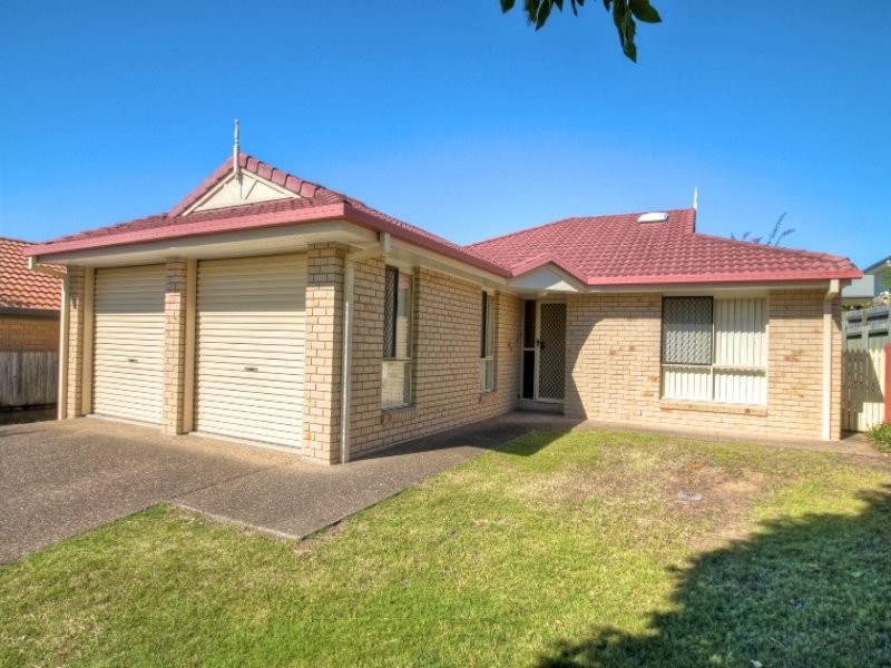 26 DIANTHUS PLACE, Flinders View QLD 4305