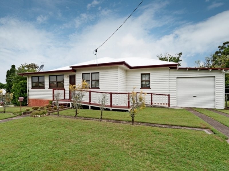 25 Dorothy Street, Silkstone QLD 4304