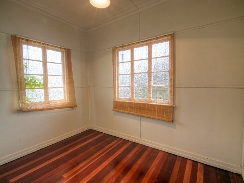 34 Mcgill Street, Basin Pocket QLD 4305