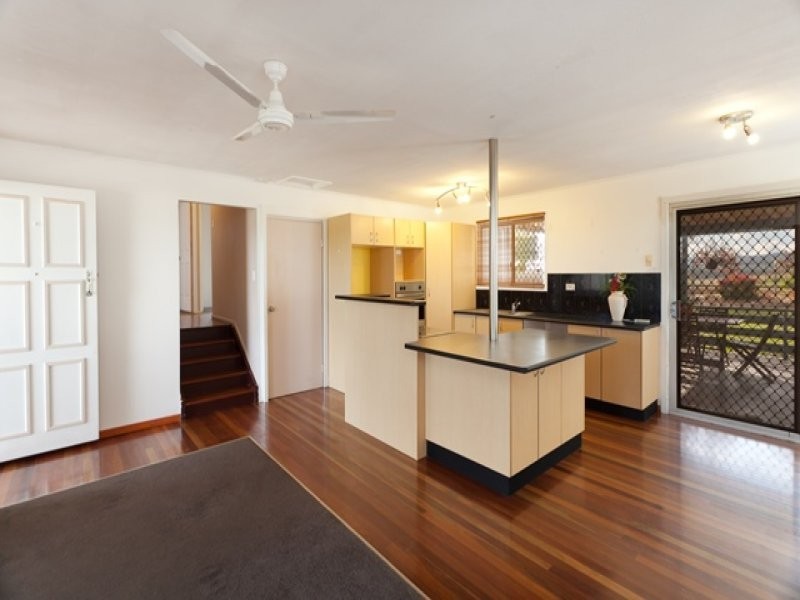 17 Boundary Street, Bundamba QLD 4304