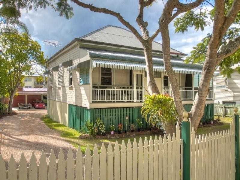 2 Merton Street, East Ipswich QLD 4305
