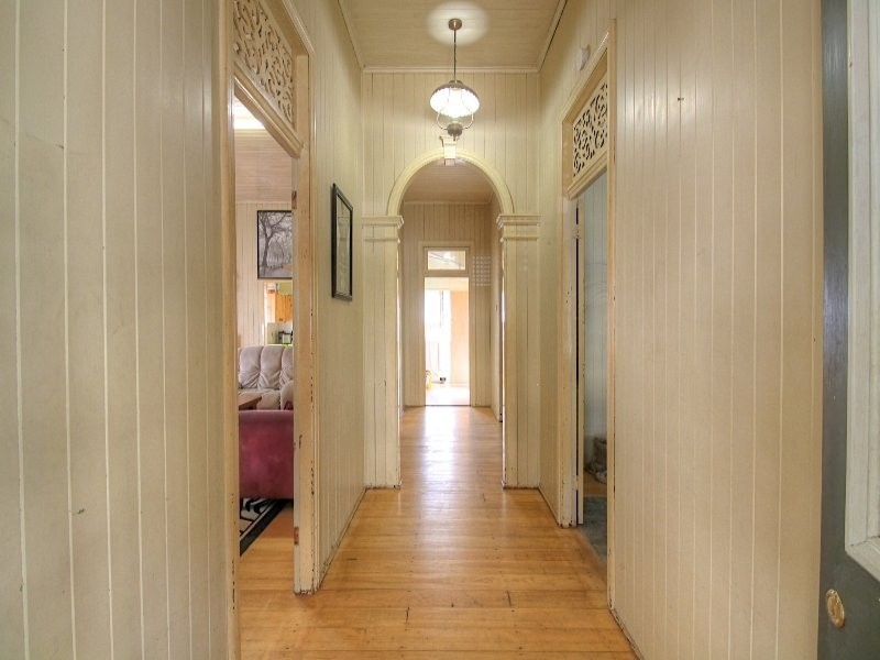 2 Merton Street, East Ipswich QLD 4305