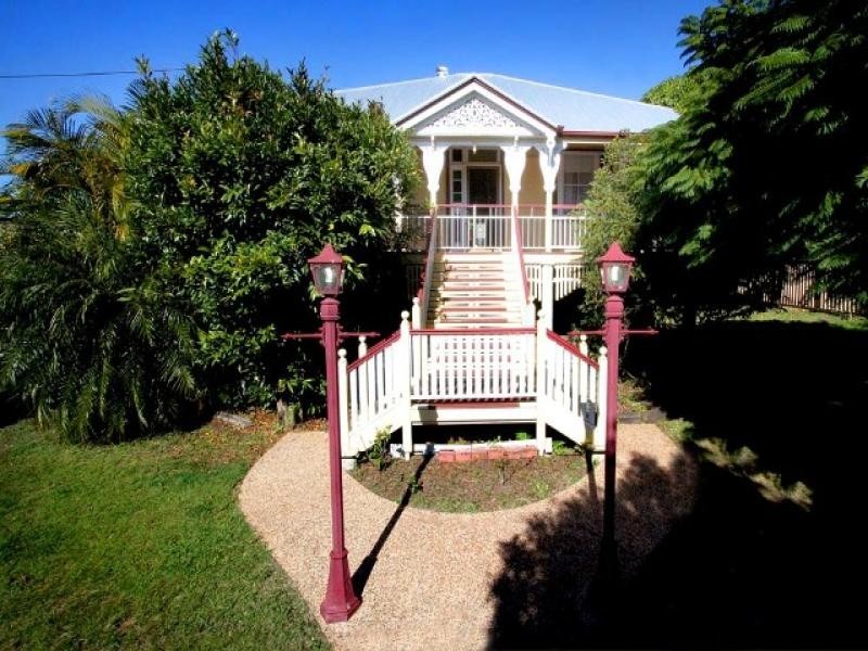 125 Glebe Road, Silkstone QLD 4304