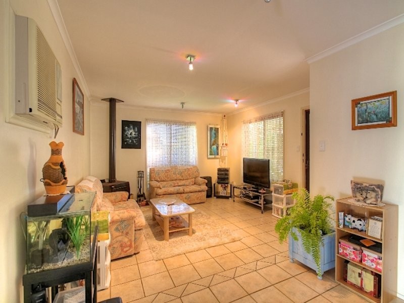 1 BROLGA COURT, Bundamba QLD 4304