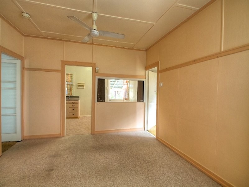 125 Jacaranda street, North Booval QLD 4304