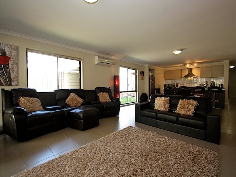 48 Siedofsky Street, Redbank Plains QLD 4301