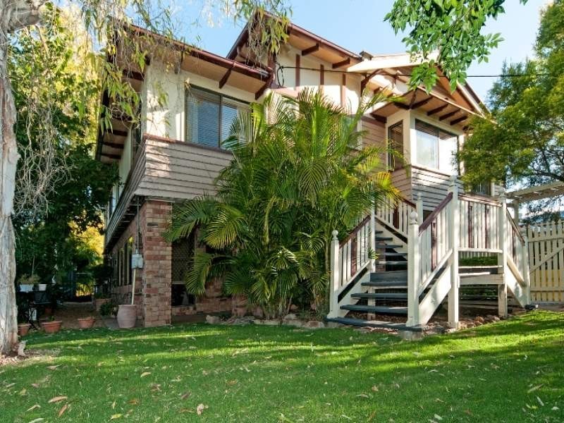 85 BRISBANE ROAD, Newtown QLD 4305