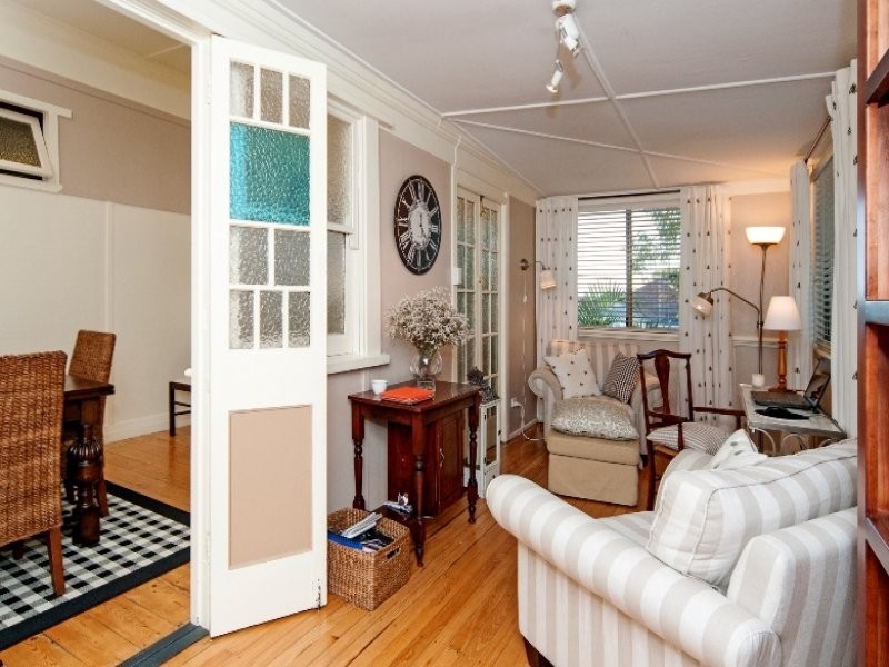 85 BRISBANE ROAD, Newtown QLD 4305