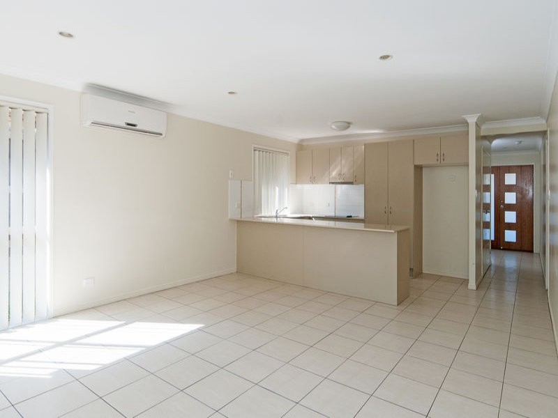 8 Julia Street, Brassall QLD 4305