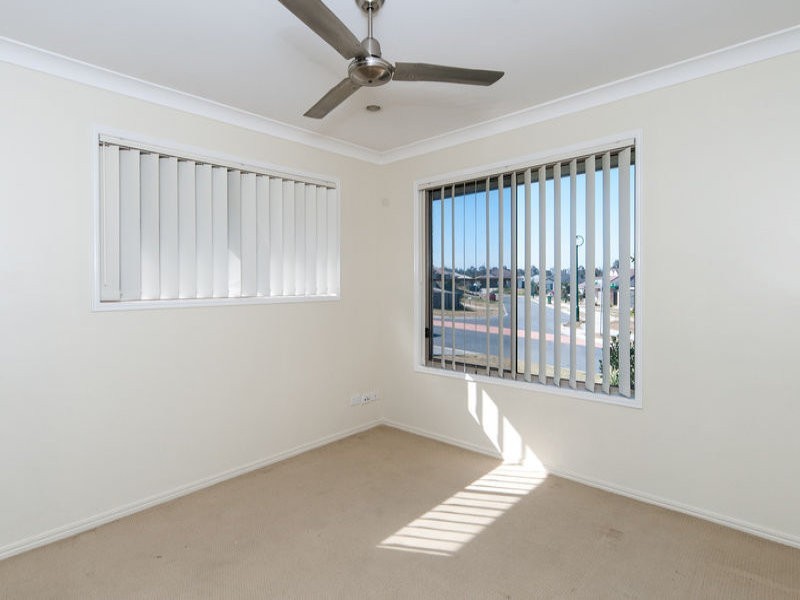 8 Julia Street, Brassall QLD 4305