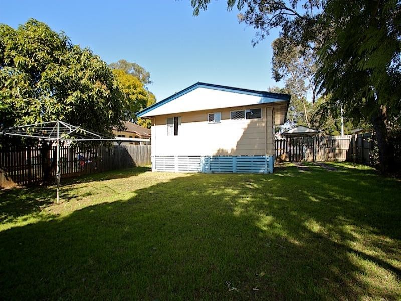 13 Eyre Street, Leichhardt QLD 4305