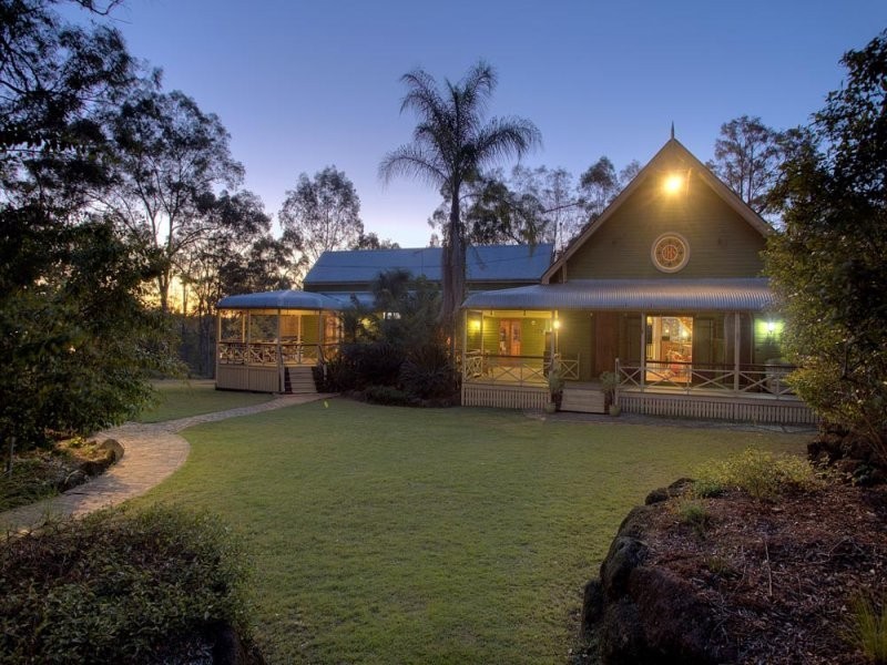 15 Applewoods Lane, Fernvale QLD 4306