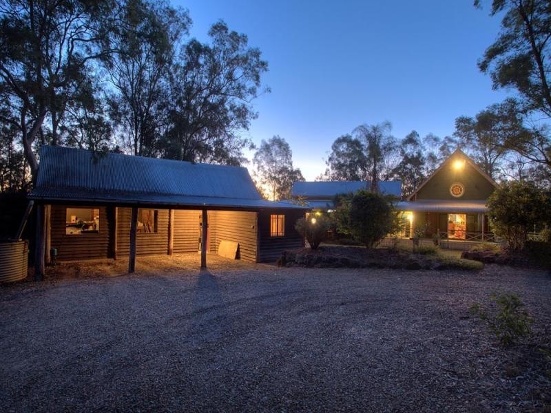 15 Applewoods Lane, Fernvale QLD 4306