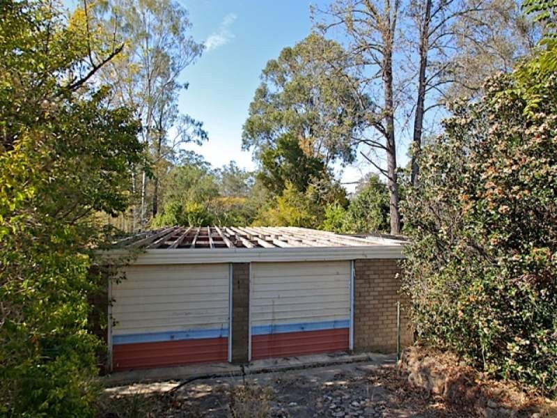 14 Robinson Street, Brassall QLD 4305