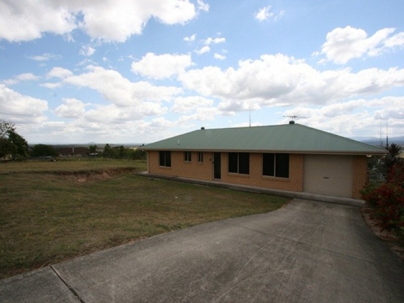 16 Banksia Court, Lowood QLD 4311