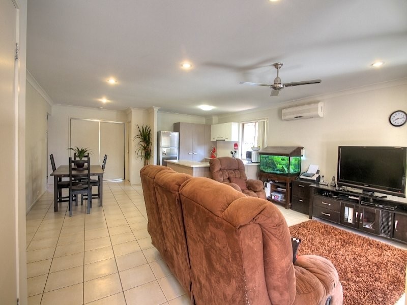 26 Scottsdale street, Raceview QLD 4305