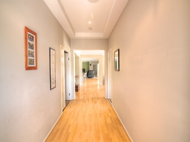 29 Lakeview Drive, Deebing Heights QLD 4306