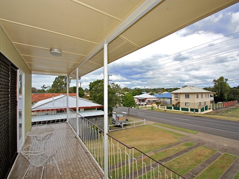12 Jacaranda Street, East Ipswich QLD 4305
