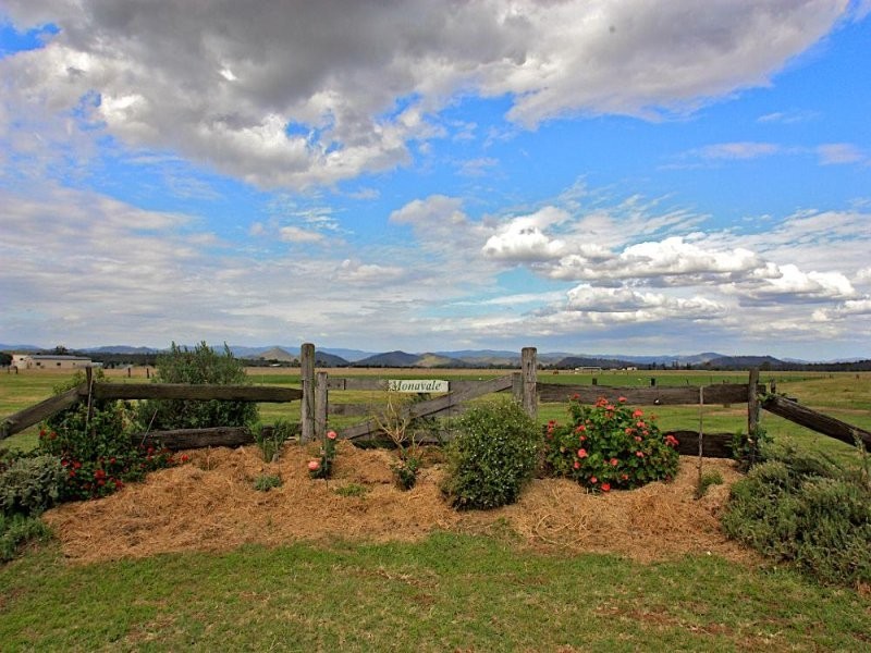 33 Kennedy Road, Wivenhoe Pocket QLD 4306