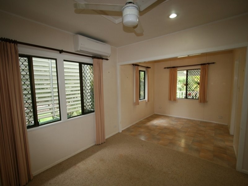 30 Jackes Street, Eastern Heights QLD 4305