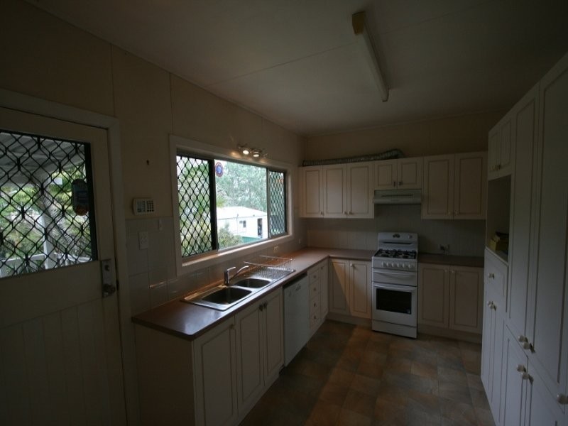 30 Jackes Street, Eastern Heights QLD 4305