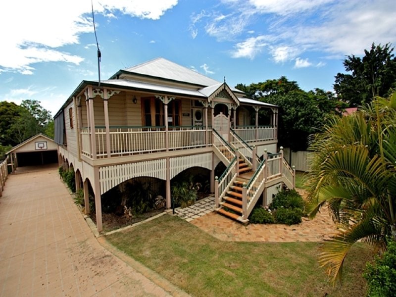 75 Thorn Street, Ipswich QLD 4305