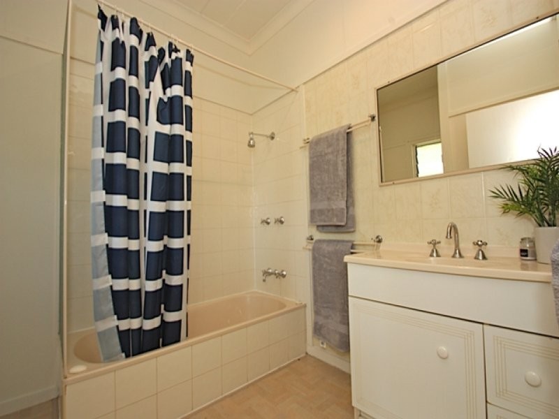 3 Fitzgerald Street, North Ipswich QLD 4305