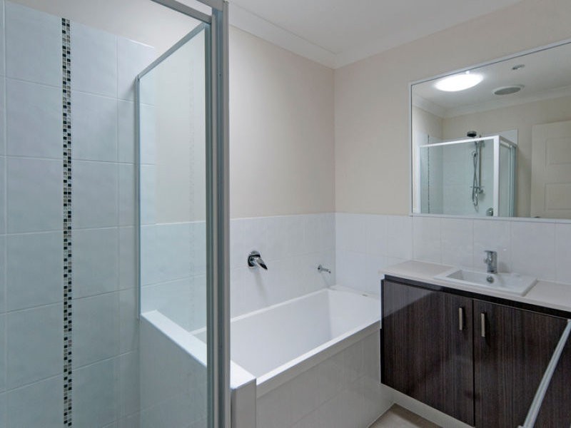 35 Friendship Place, Brassall QLD 4305