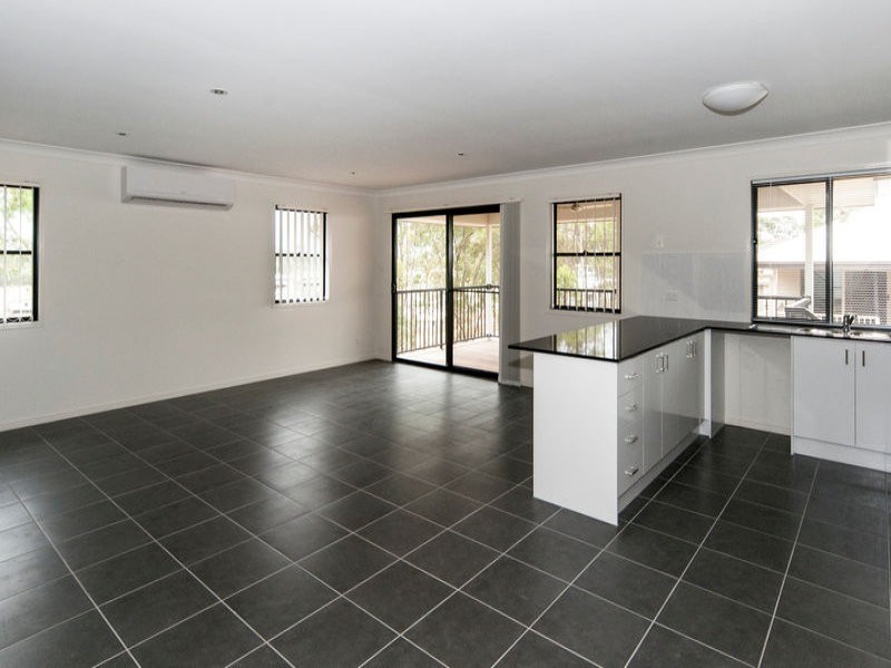 31 Friendship Place, Brassall QLD 4305