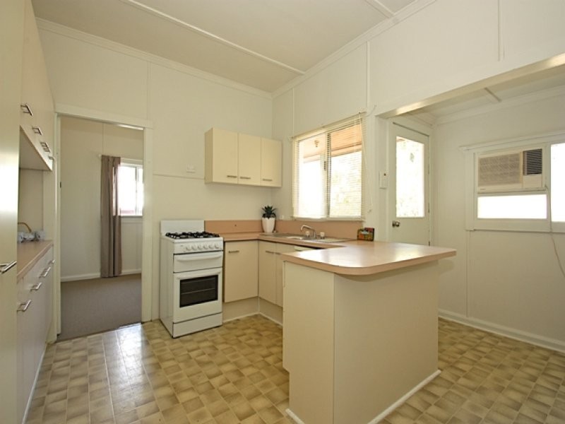 3 Fitzgerald Street, North Ipswich QLD 4305