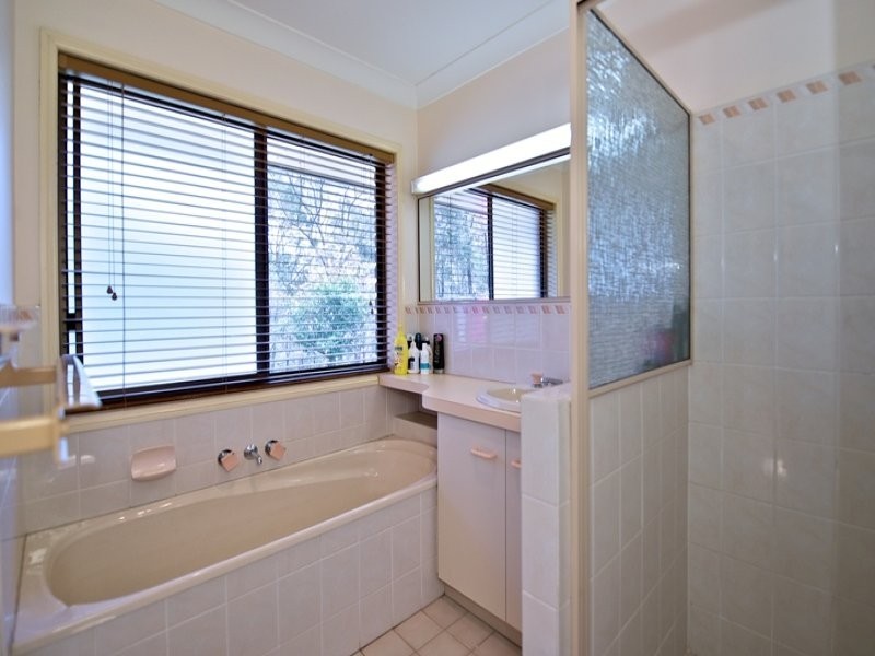 75 Farrell Road, Pine Mountain QLD 4306