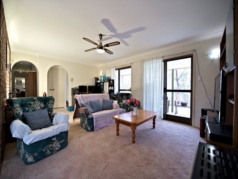 75 Farrell Road, Pine Mountain QLD 4306