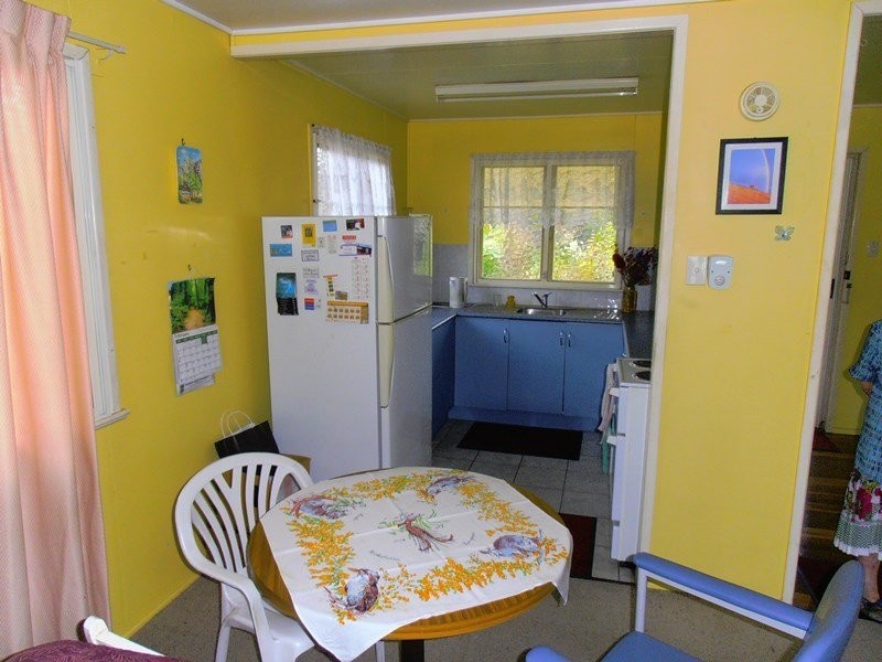 6 James Street, East Ipswich QLD 4305