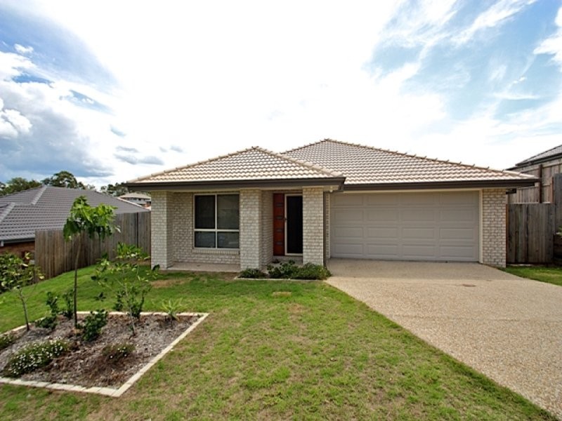 14 Friendship Place, Brassall QLD 4305