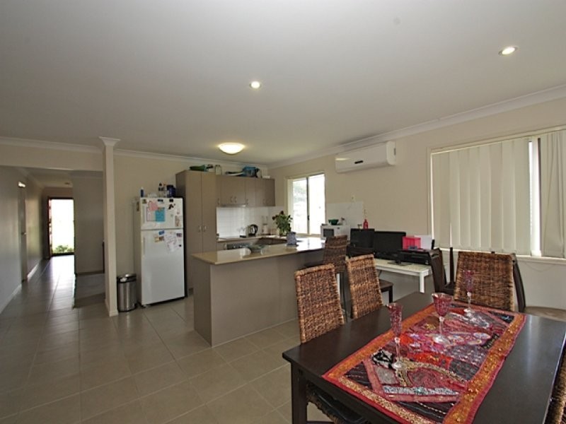 14 Friendship Place, Brassall QLD 4305