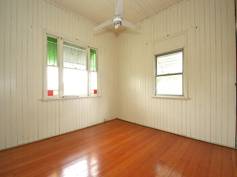 8 Delacy Street, North Ipswich QLD 4305