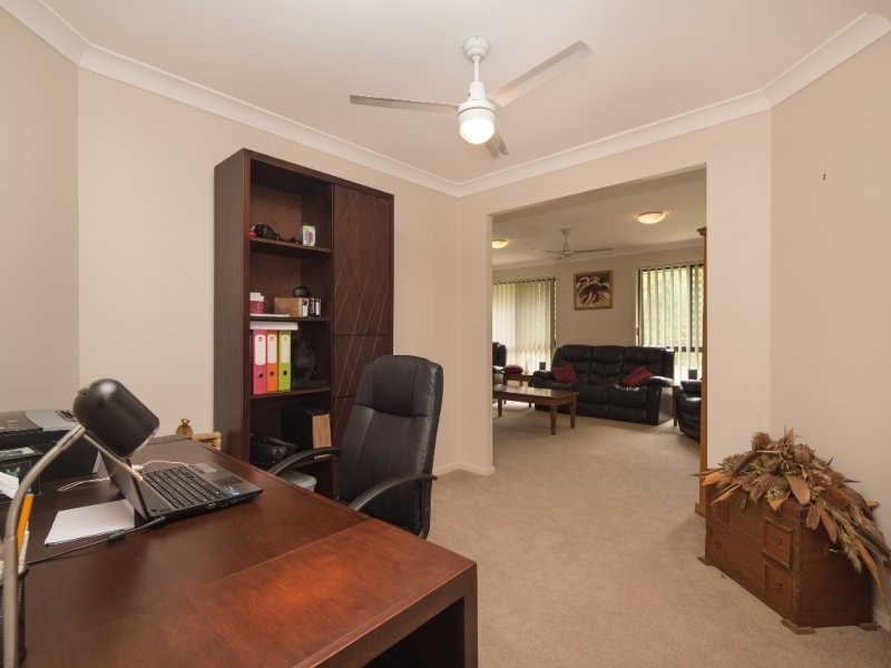 7 Vesta Close, Springfield Lakes QLD 4300