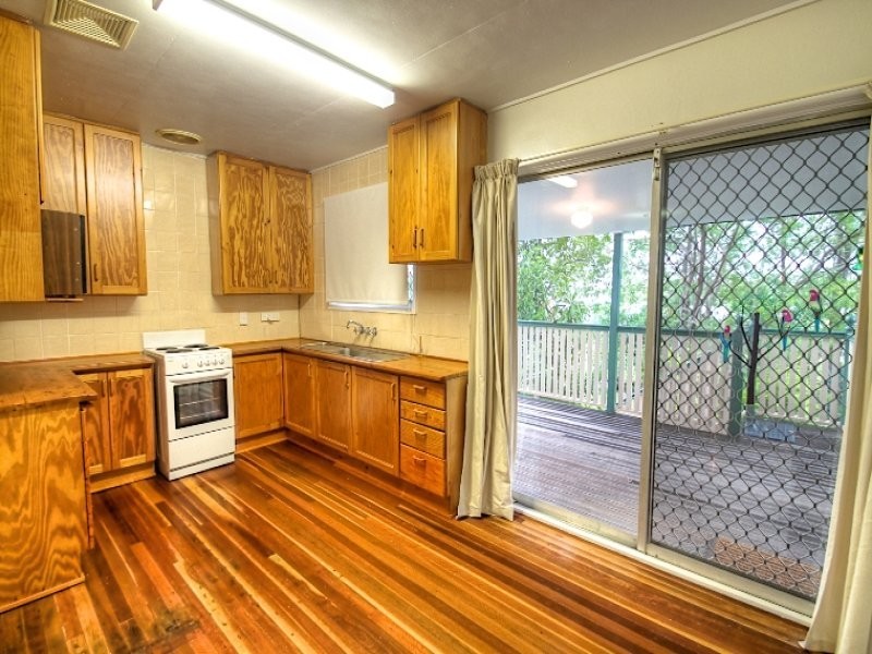 134 Moores Pocket Road, Moores Pocket QLD 4305